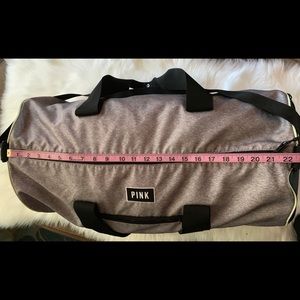 ♥️OFFER? Large VS Pink barrel duffle bag